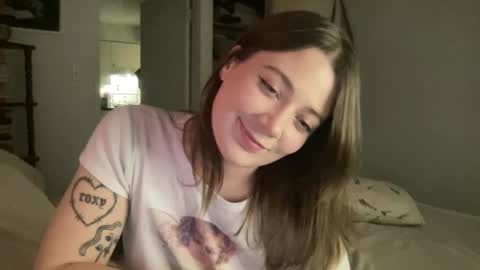 sweetcandy online show from February 4, 4:15 am