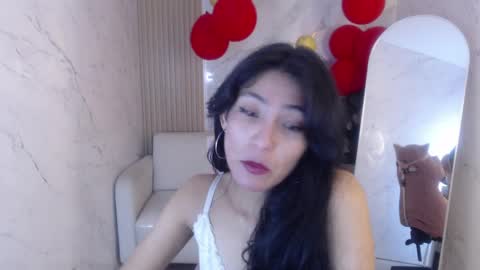 Amaranta online show from April 1, 2:03 pm