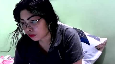 sugar online show from April 16, 10:49 am