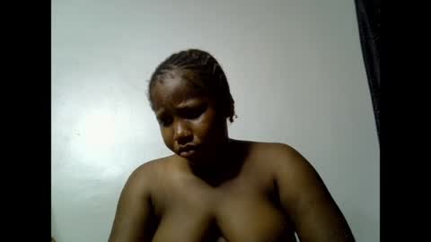Snapshot of sweetcoochiex chatting on June 11, 7:12 pm sweetcoochiex online show from June 11, 7:12 pm