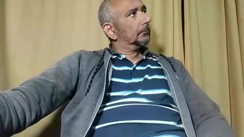 sweetcuervo independent model online show from April 12, 5:01 am