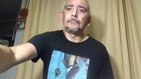 Snapshot of sweetcuervo chatting on April 18, 5:33 am sweetcuervo independent model online show from April 18, 5:33 am