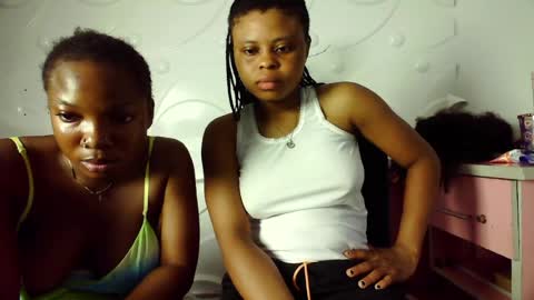 sweetcumgirl4 online show from May 21, 5:42 pm