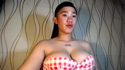 Snapshot of sweetdannica chatting on June 7, 3:16 pm Danni online show from June 7, 3:16 pm