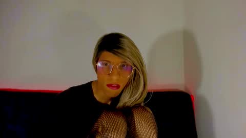 Amelia online show from February 1, 3:43 pm