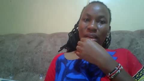 sweetdiva2012 online show from March 7, 6:21 am