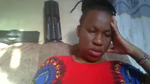 sweetdiva2012 online show from March 15, 4:40 am