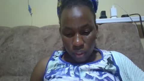 sweetdiva2012 online show from March 30, 7:37 pm