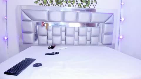 Jimena online show from February 24, 6:06 pm