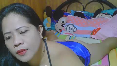 sweeteyes69xx online show from August 9, 4:17 am