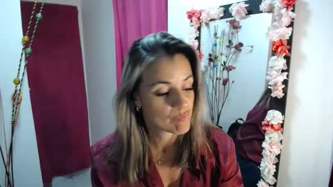 sweef online show from February 19, 11:34 pm