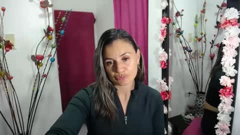 sweef online show from April 7, 2:23 am