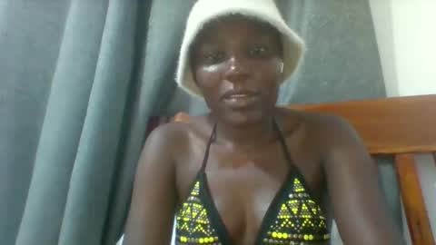 Snapshot of sweetfel chatting on February 1, 7:45 pm sweetfel online show from February 1, 7:45 pm