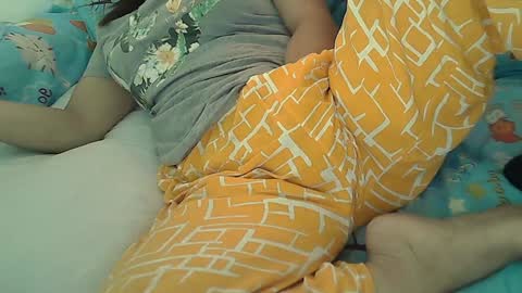 Snapshot of sweetfilipinawet chatting on January 31, 5:51 am Stacy online show from January 31, 5:51 am