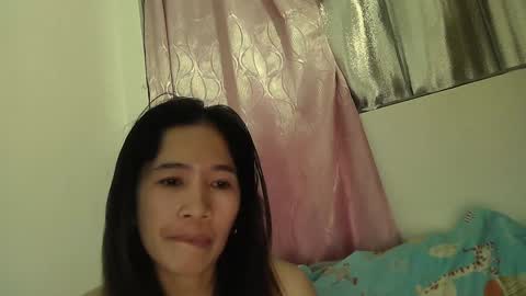 Snapshot of sweetfilipinawet chatting on February 1, 4:44 pm Stacy online show from February 1, 4:44 pm