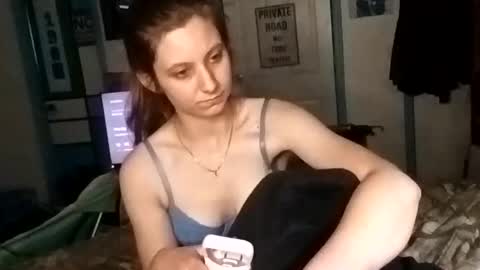 Snapshot of sweetfreedom2004 chatting on October 5, 1:26 am sweetfreedom2004 online show from October 5, 1:26 am