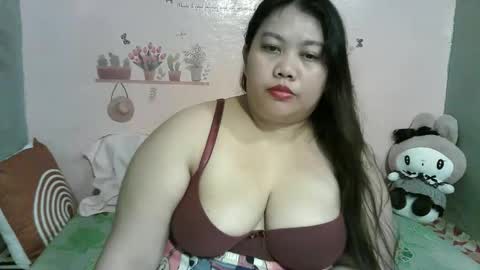 Fuck my boobs69 online show from April 2, 5:32 pm