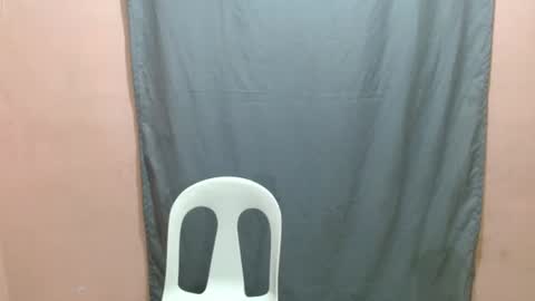 sweethotlove_xoxo online show from October 3, 8:00 am