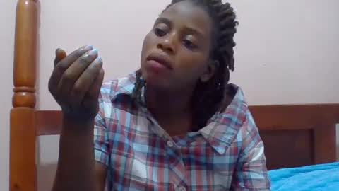 Snapshot of sweetib1 chatting on June 16, 9:34 am sweetib1 online show from June 16, 9:34 am