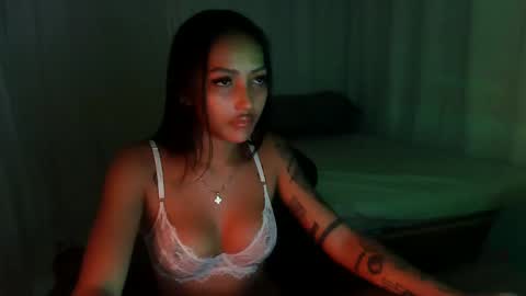 Snapshot of sweetie_irishh chatting on September 17, 7:32 am Irish online show from September 17, 7:32 am