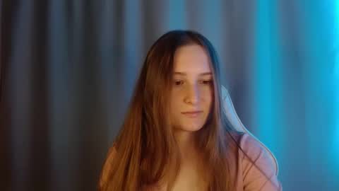 Annie online show from October 29, 7:26 pm