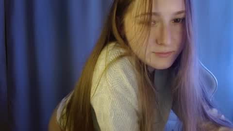 Snapshot of sweetie_lover chatting on August 8, 8:00 pm Annie online show from August 8, 8:00 pm