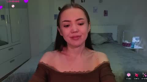 sweetieee_kira online show from June 29, 1:22 pm