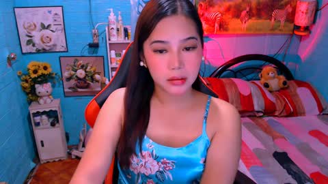 Nicole online show from January 27, 4:01 pm