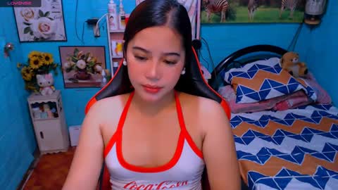 Nicole online show from March 4, 3:26 pm