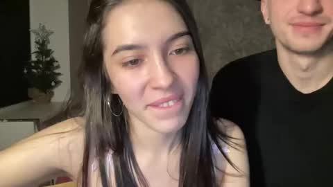 Snapshot of sweetiepipe chatting on February 3, 3:26 am Welcome to our room We are Renata21 and Bogdan 24 online show from February 3, 3:26 am