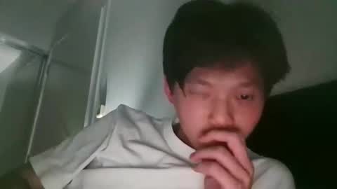 Snapshot of sweetiepuppy421 chatting on December 18, 12:00 pm sweetiepuppy421 online show from December 18, 12:00 pm