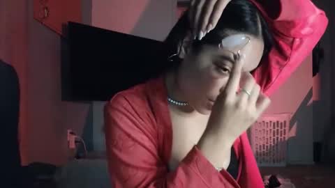 Snapshot of sweetieslikebutter chatting on October 31, 3:29 am Blu Sweets online show from October 31, 3:29 am