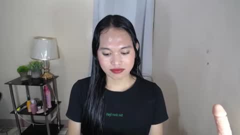 JUST CALL ME JENN online show from September 21, 11:28 pm