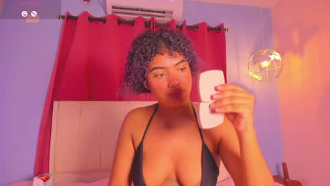 Isabel online show from June 3, 2:33 pm