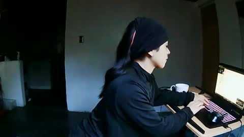 sweetlatinafit online show from April 14, 2:12 pm