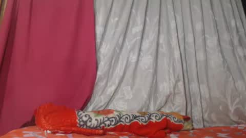 Snapshot of sweetlatinakim chatting on March 2, 8:59 am Camilo online show from March 2, 8:59 am