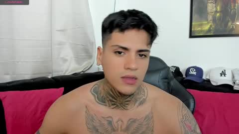 SWEETLATINBOY  online show from April 15, 9:37 pm