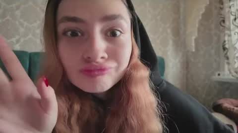 sweetliaison online show from April 16, 6:03 am