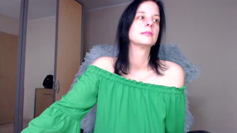 JenJenny online show from December 5, 12:11 pm