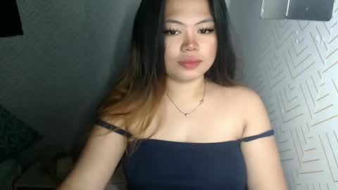 Snapshot of sweetlover_nicole chatting on June 10, 12:22 am NICOLE online show from June 10, 12:22 am