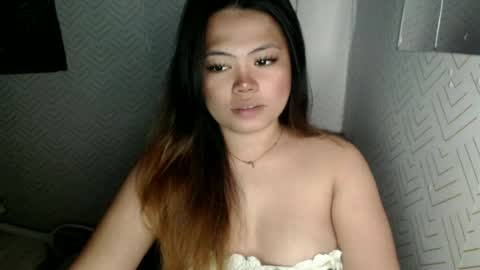 Snapshot of sweetlover_nicole chatting on June 18, 6:34 pm NICOLE online show from June 18, 6:34 pm