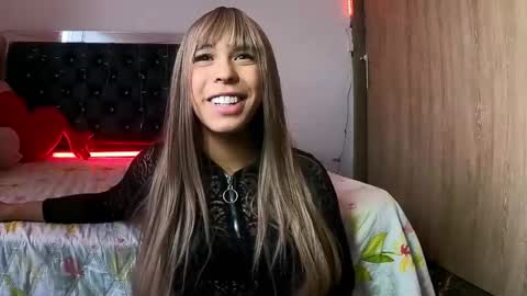 sweetmagic6 online show from February 13, 8:49 pm