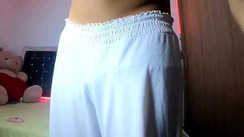 sweetmagic6 online show from March 3, 8:53 am