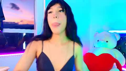 Snapshot of sweetmagic6 chatting on July 5, 10:44 am sweetmagic6 online show from July 5, 10:44 am