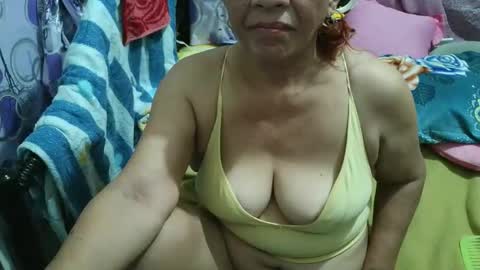 sweetmature_69 online show from March 6, 4:25 pm