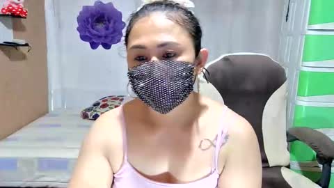 Snapshot of sweetmecel chatting on May 13, 1:58 am Mecel online show from May 13, 1:58 am