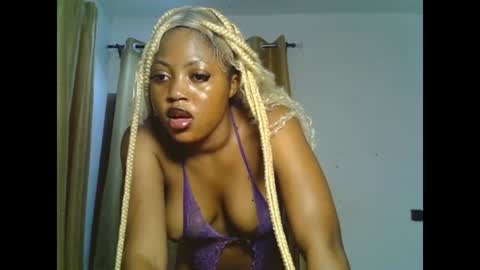 sweetmila9 online show from July 7, 6:38 am