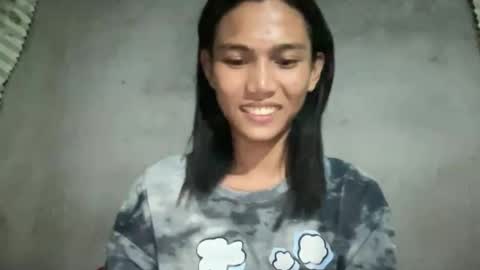 Nia online show from November 23, 9:42 am