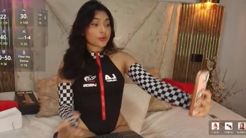 sweetnami_ online show from April 7, 3:12 pm