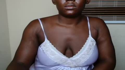 sweetnectarx online show from March 9, 7:15 pm